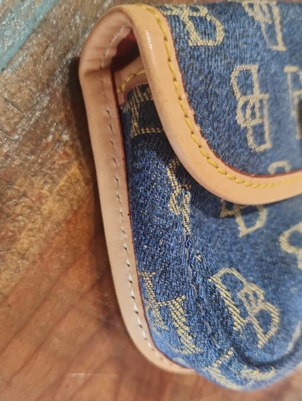 Dooney & Bourke Denim Blue Leather Signature DB Wristlet Clutch Snap Pouch